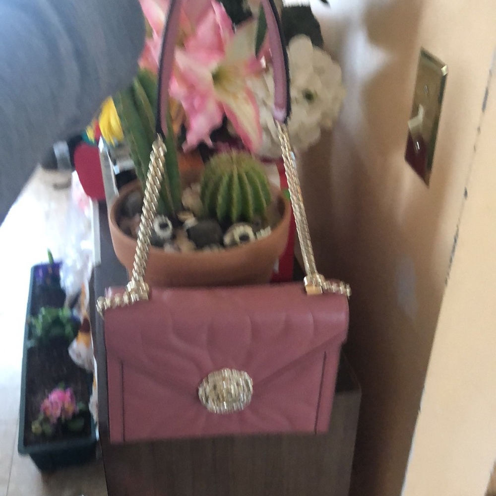 Handbag - Picture 3 of 8
